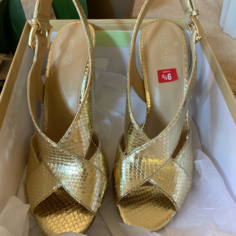 Unused Michael kors Becky metallic leather